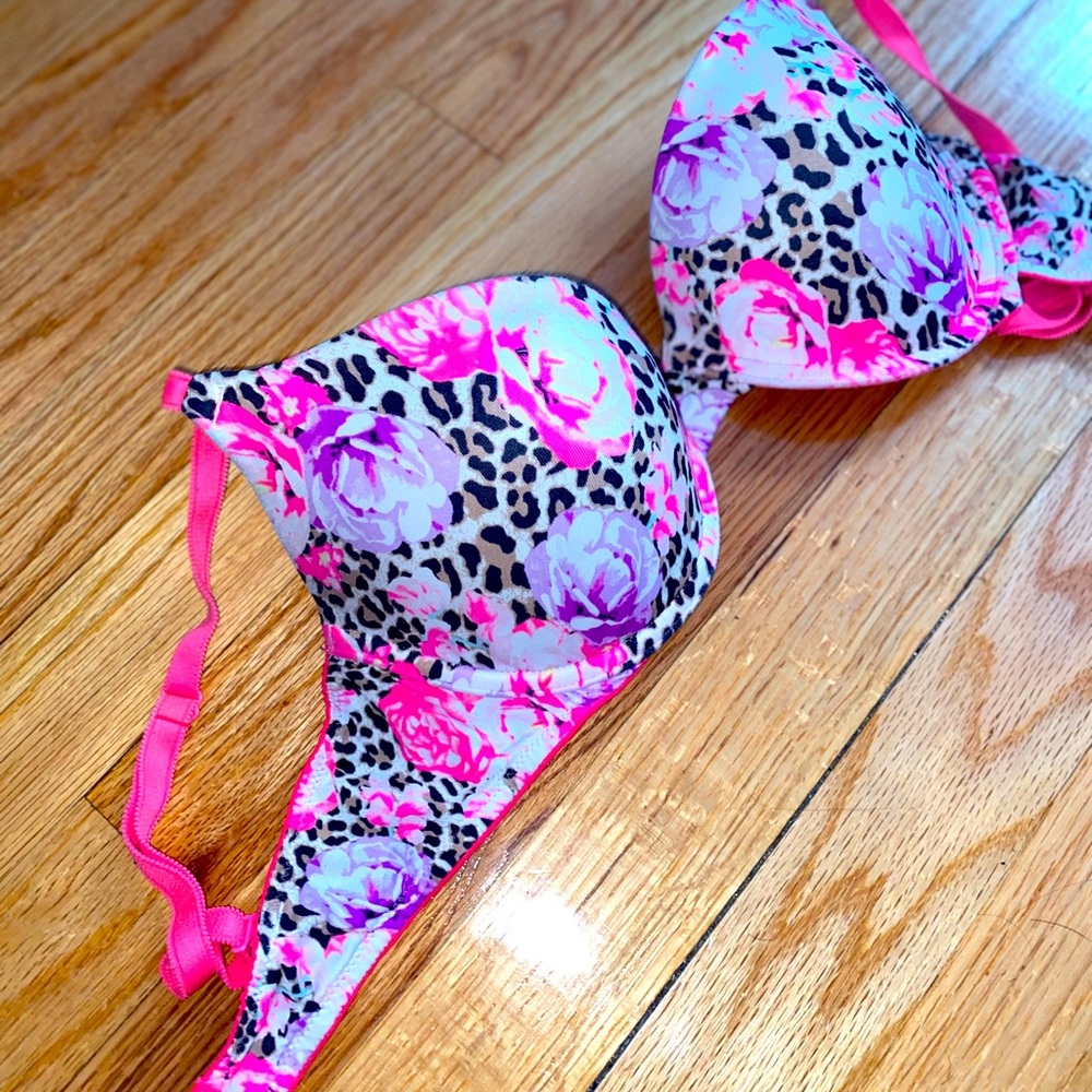 Wear everywhere push up. Victoria’s Secret pink